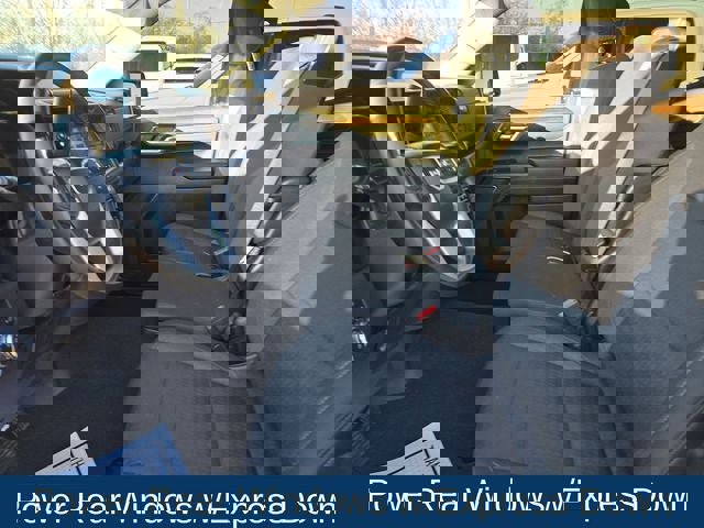 Used 2023 GMC Sierra 1500 SLE image 14