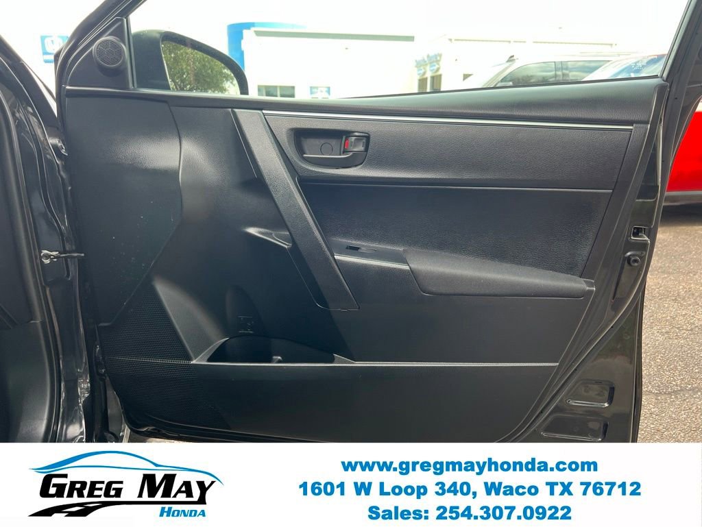 Used 2016 Toyota Corolla L FWD image 11