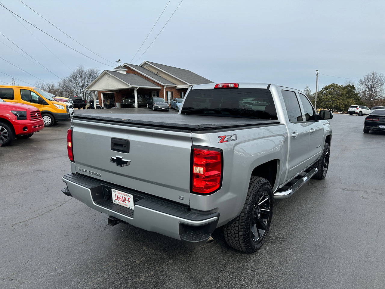 Used 2018 Chevrolet Silverado 1500 LT w/ All Star Edition image 4
