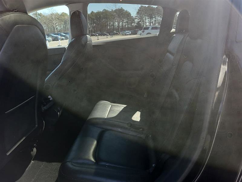 Used 2021 Tesla Model Y Long Range image 6