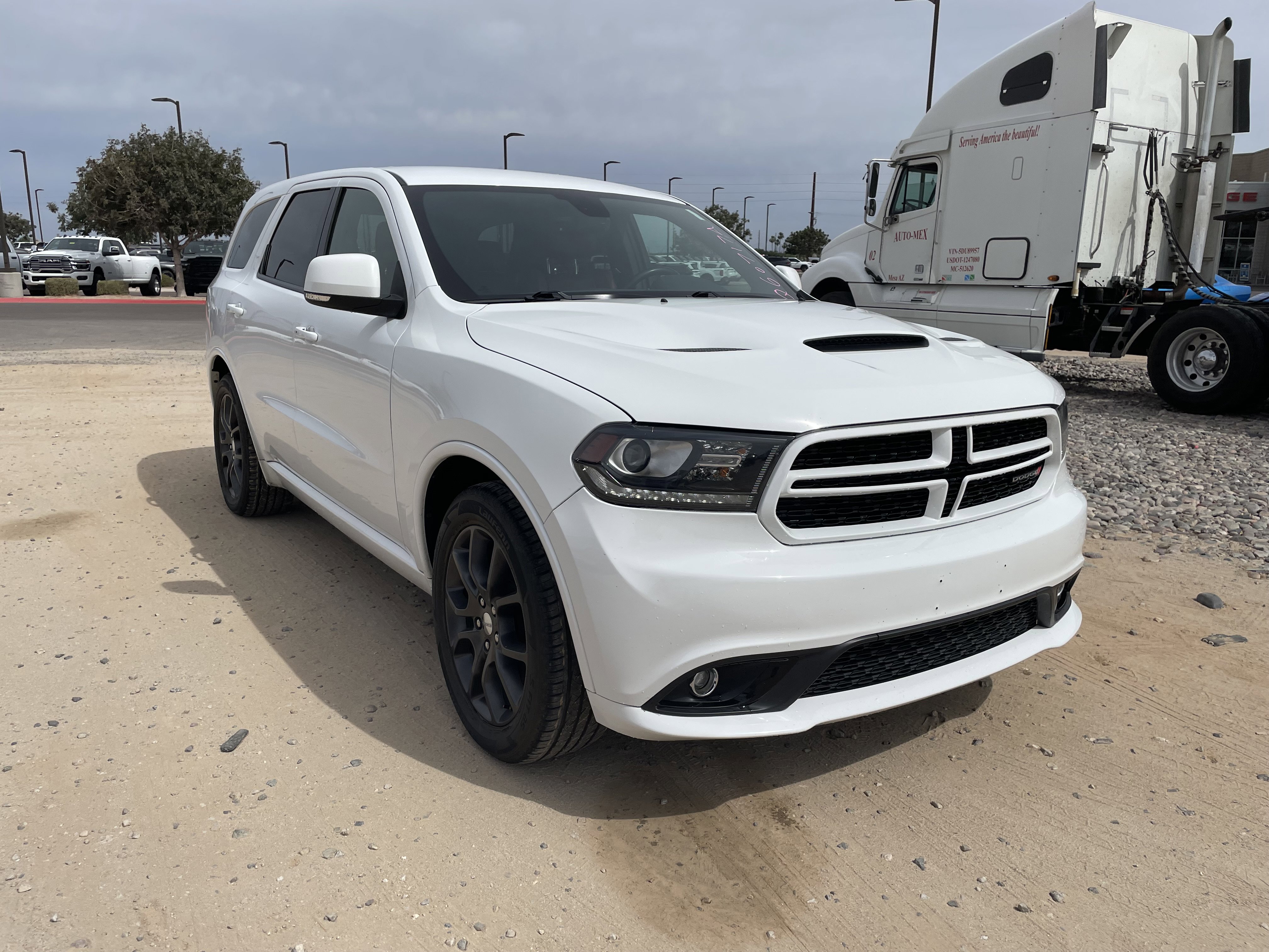 Used 2017 Dodge Durango R/T AWD/4WD image 7