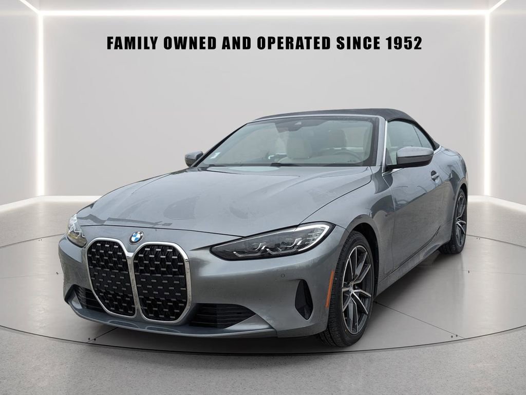 Used 2023 BMW 430i xDrive Convertible w/ Premium Package image 2