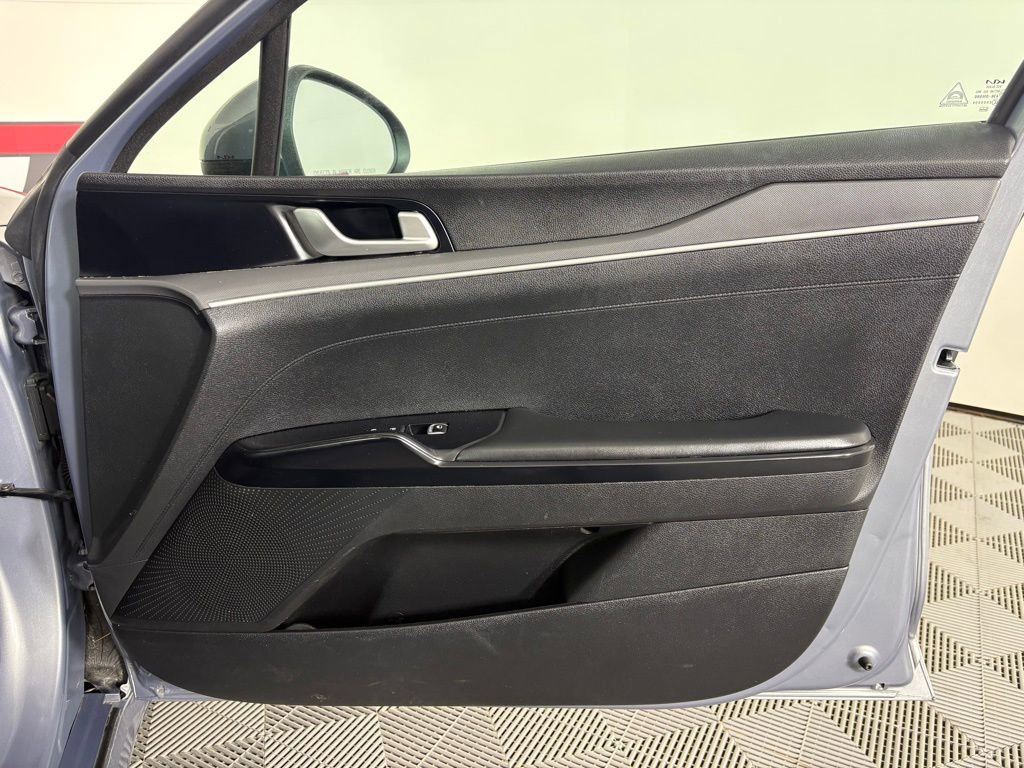 Used 2022 Kia K5 LX FWD image 34