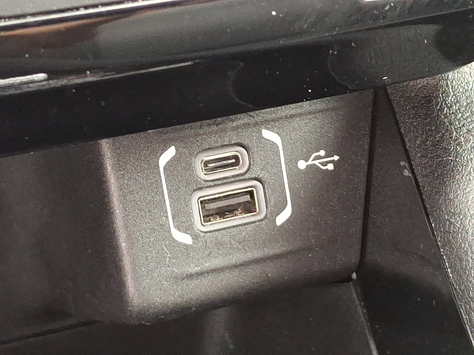 Used 2022 Jeep Compass Limited image 25