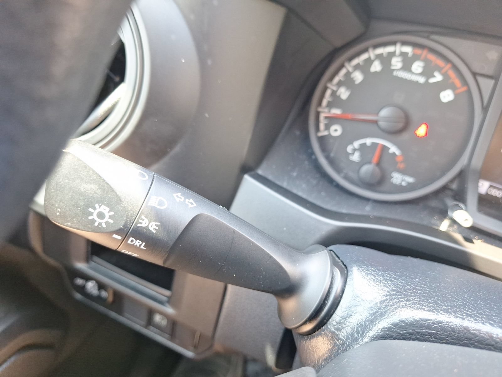 Used 2019 Toyota Tacoma SR w/ SR Convenience Package RWD image 20