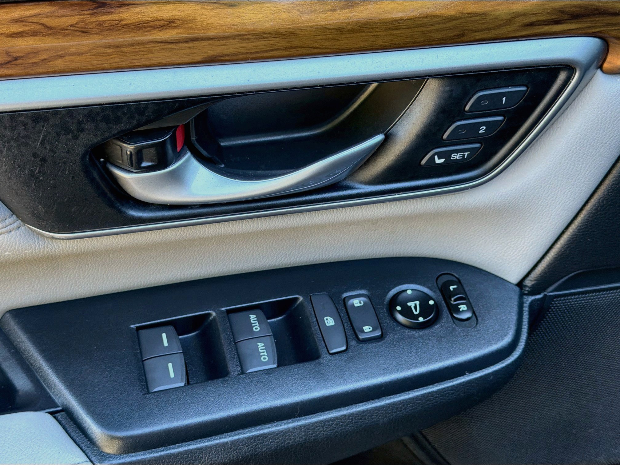 Used 2019 Honda CR-V EX-L image 14