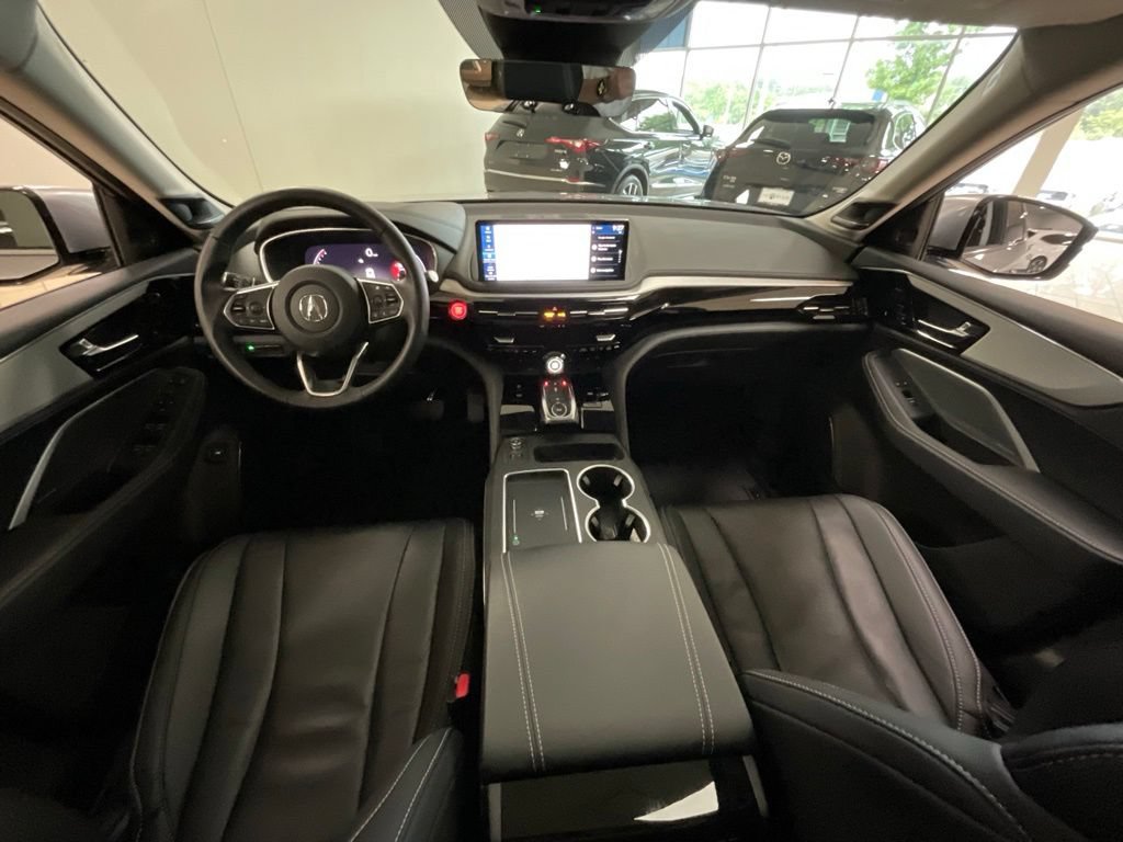 Certified 2026 Acura MDX w/ Technology Package AWD/4WD image 9