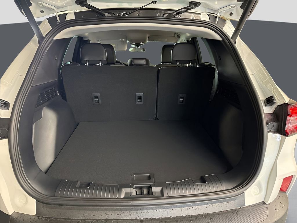 New 2025 Ford Escape SE image 23