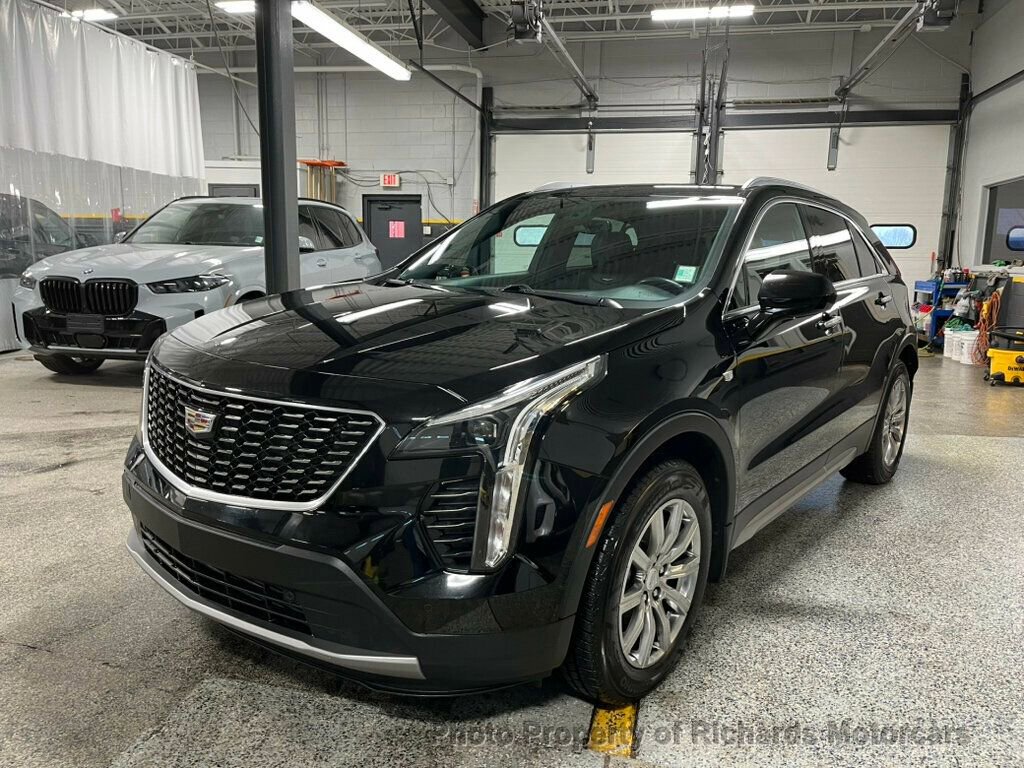Used 2019 Cadillac XT4 Premium Luxury AWD/4WD image 7