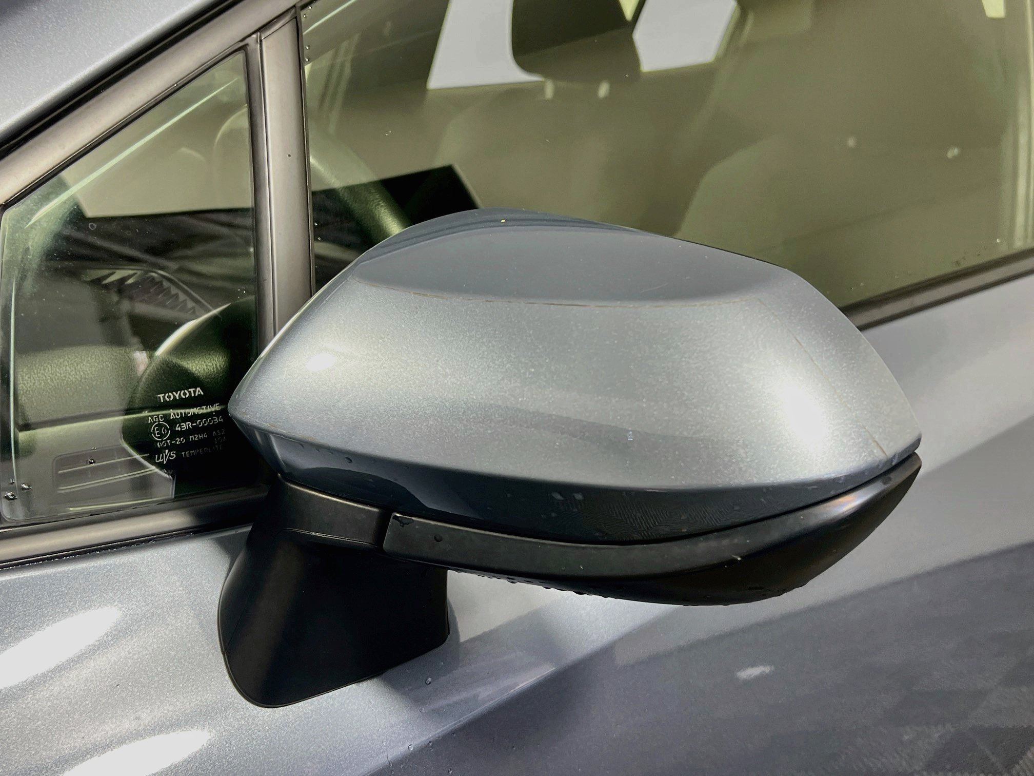 Used 2022 Toyota Corolla LE FWD image 12