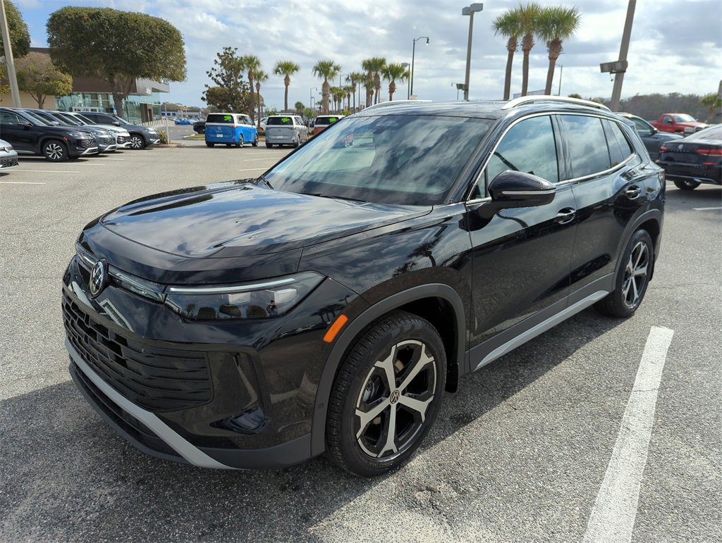 New 2026 Volkswagen Tiguan SE image 14