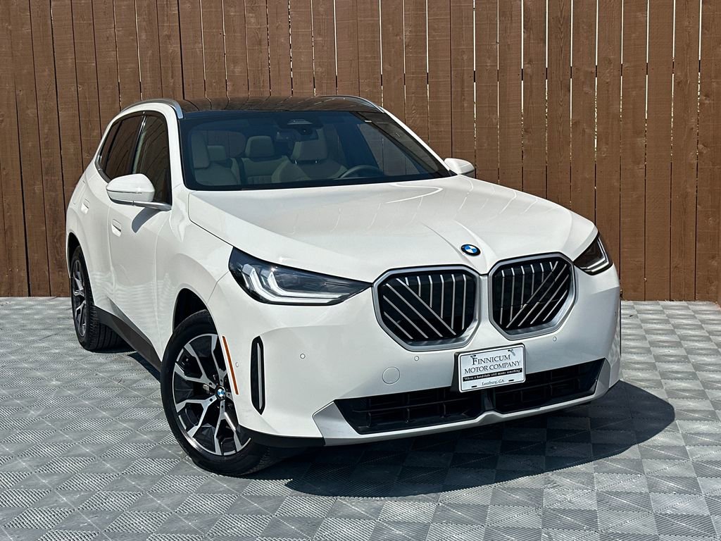 Used 2025 BMW X3 xDrive30i w/ Convenience Package image 11