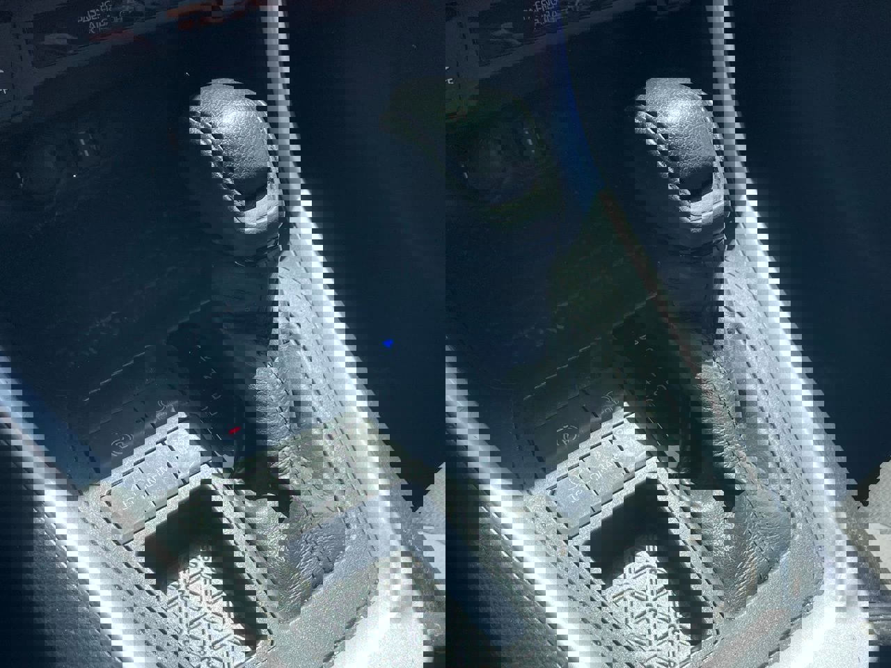 Used 2020 Toyota RAV4 XLE w/ Carpet Mat Package image 8