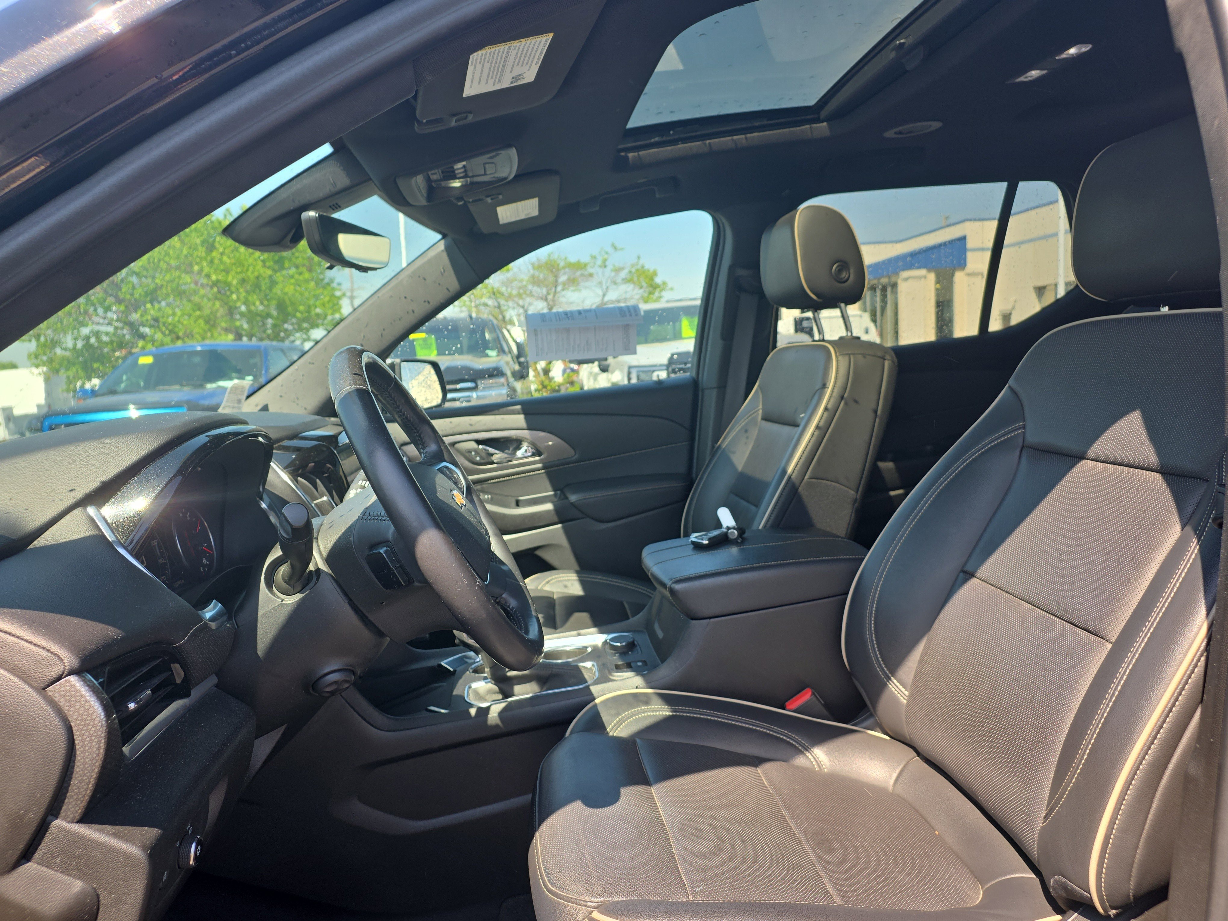 Used 2022 Chevrolet Traverse Premier w/ LPO, Floor Liner Package AWD/4WD image 13