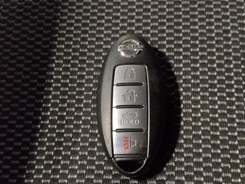 Used 2016 Nissan Versa SL image 32