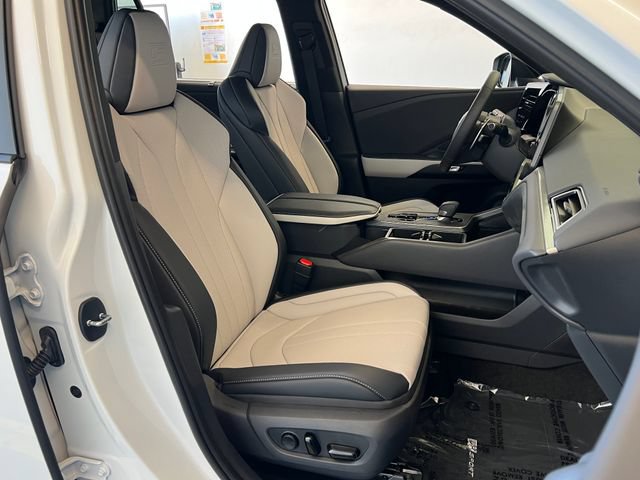New 2026 Lexus TX 500h AWD image 53