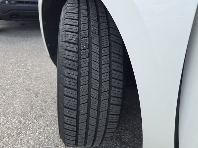 Certified 2019 Buick Enclave Avenir w/ Avenir Technology Package image 32