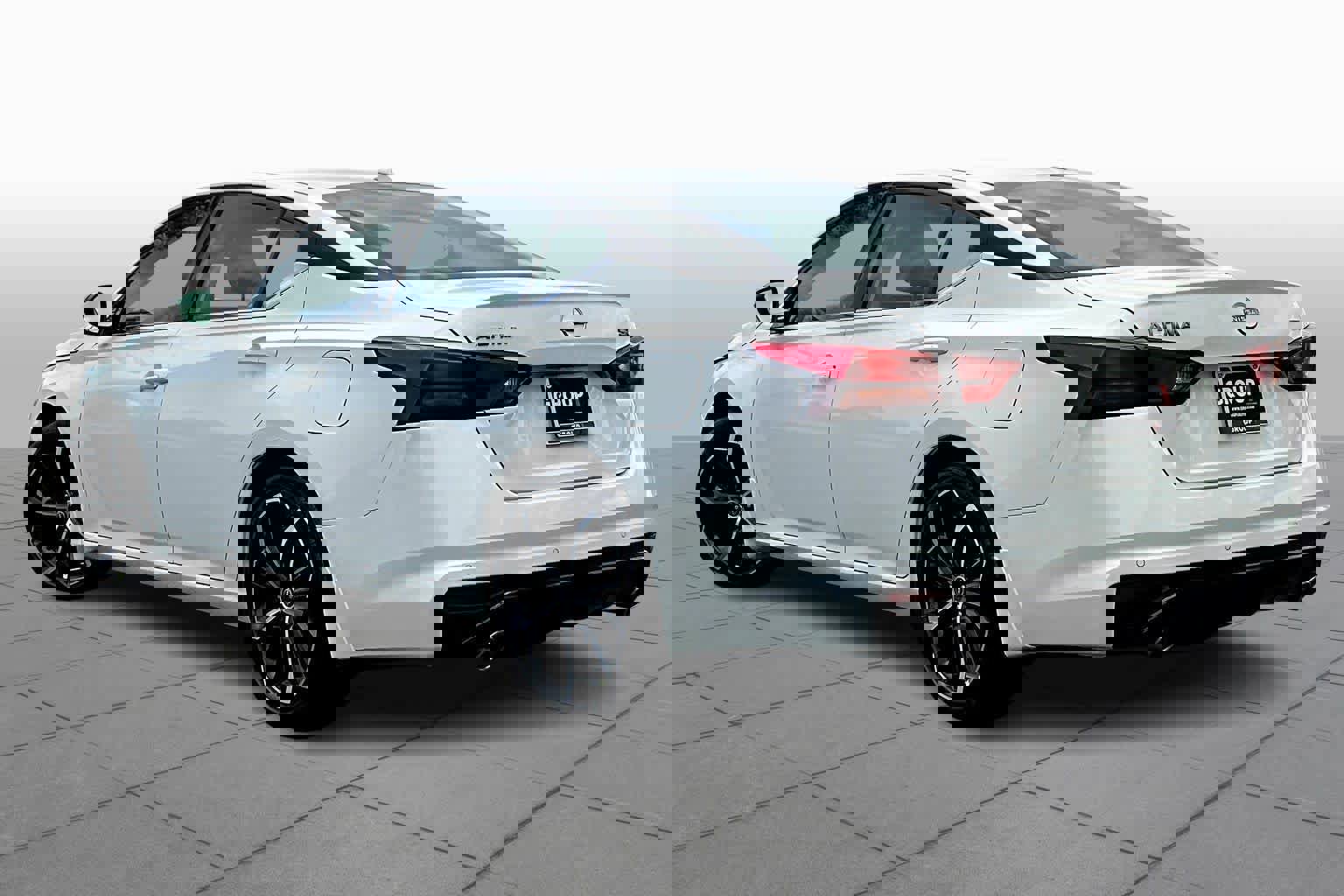 New 2025 Nissan Altima 2.5 SR image 12