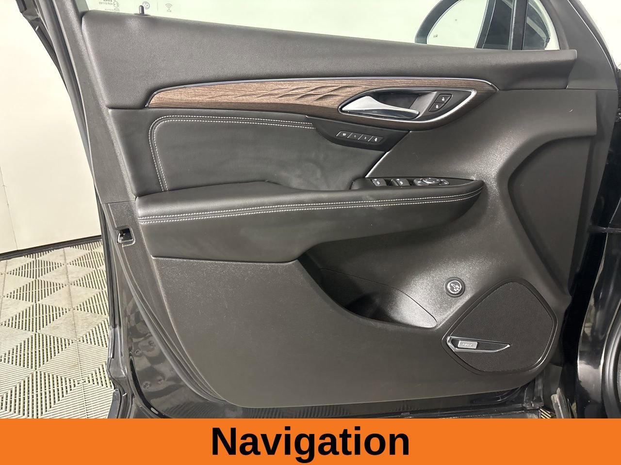 Used 2023 Buick Envision Avenir image 9