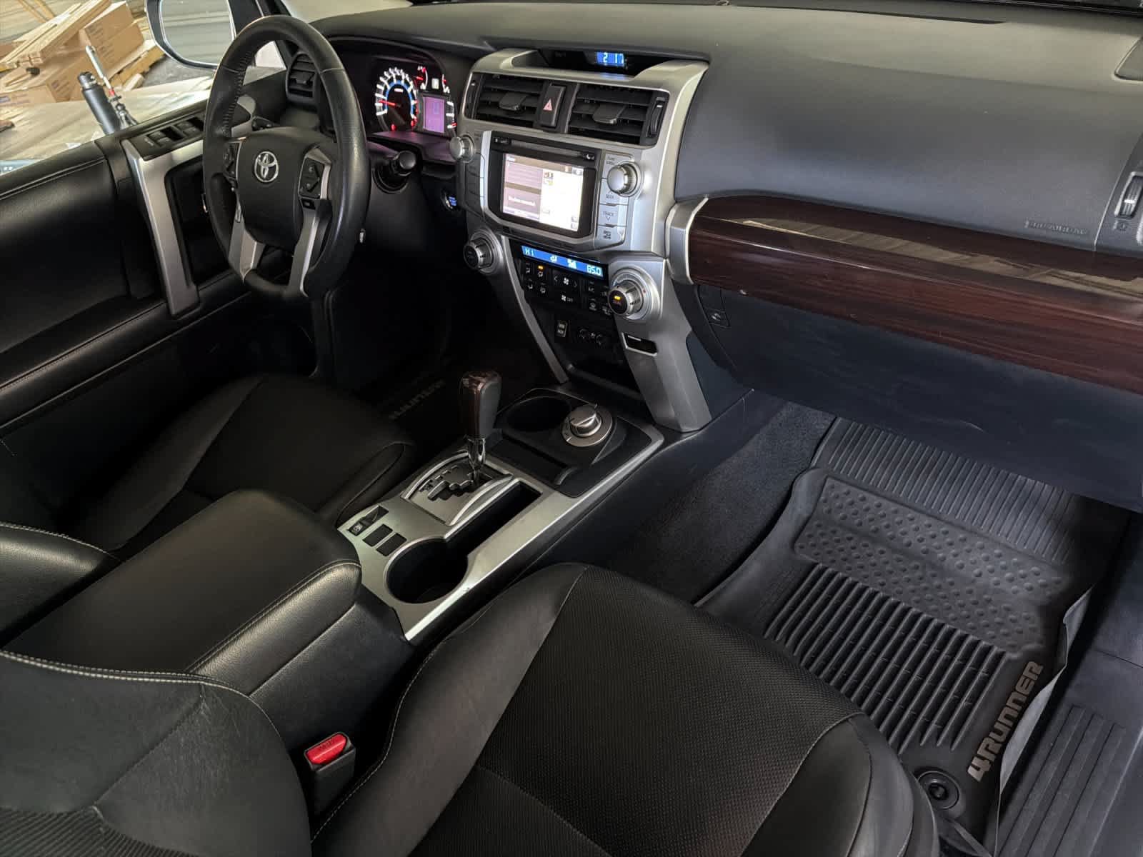 Used 2019 Toyota 4Runner Limited AWD/4WD image 17