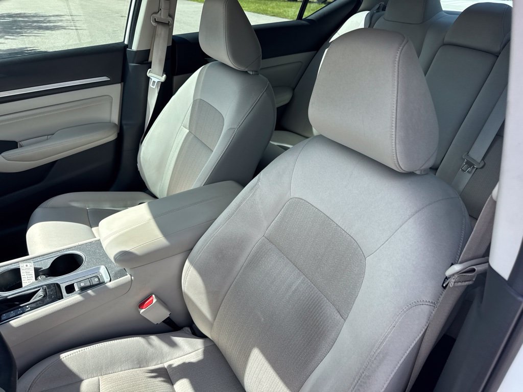 Used 2019 Nissan Altima 2.5 SV FWD image 10