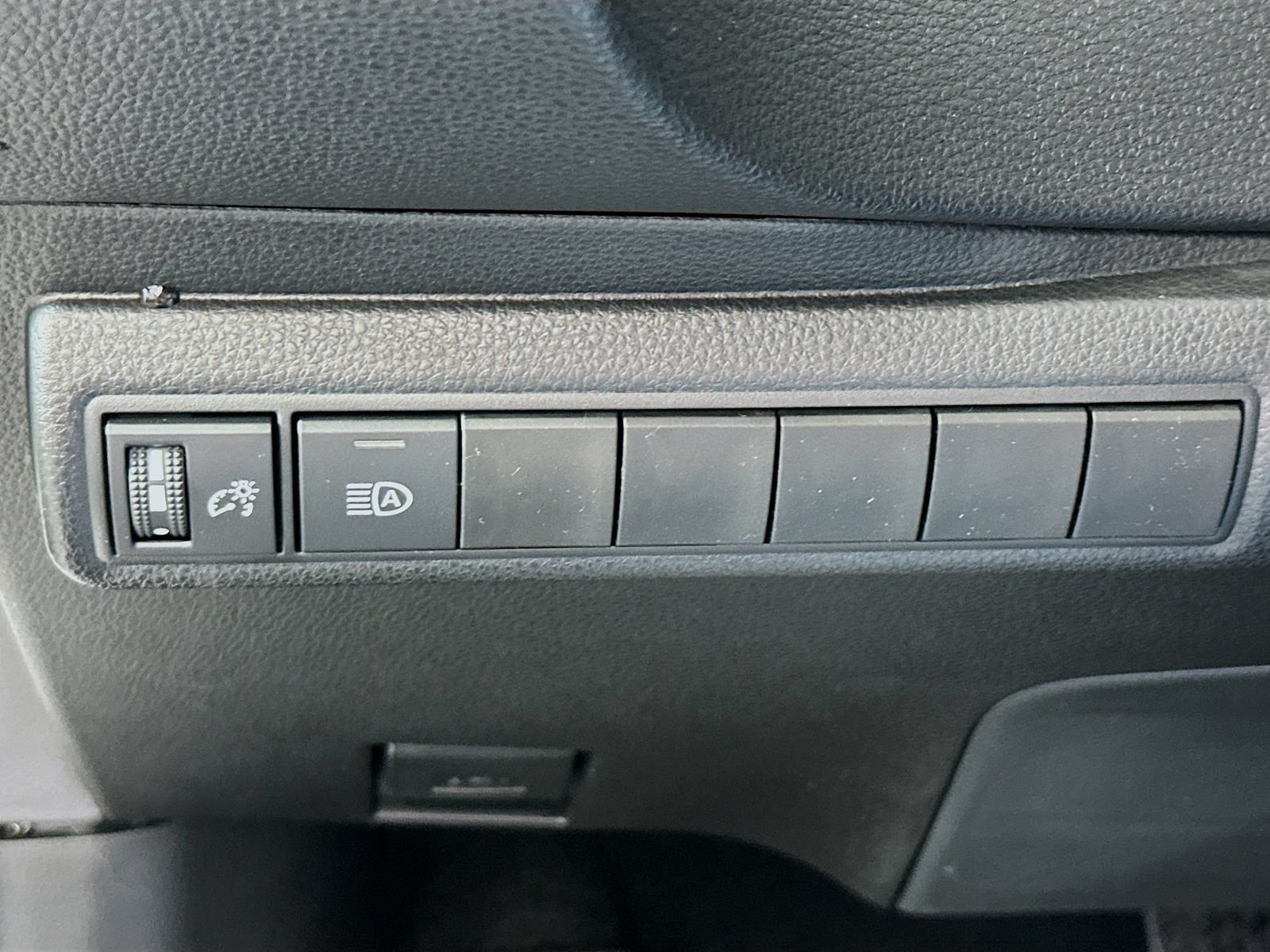 New 2026 Toyota Corolla XSE FWD image 10