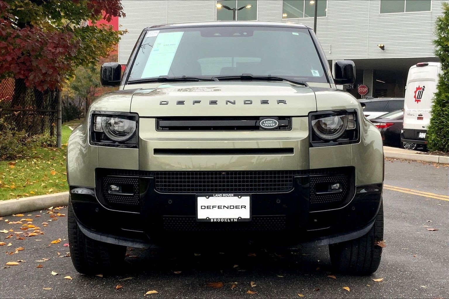 Used 2025 Land Rover Defender 110 X-Dynamic SE image 3