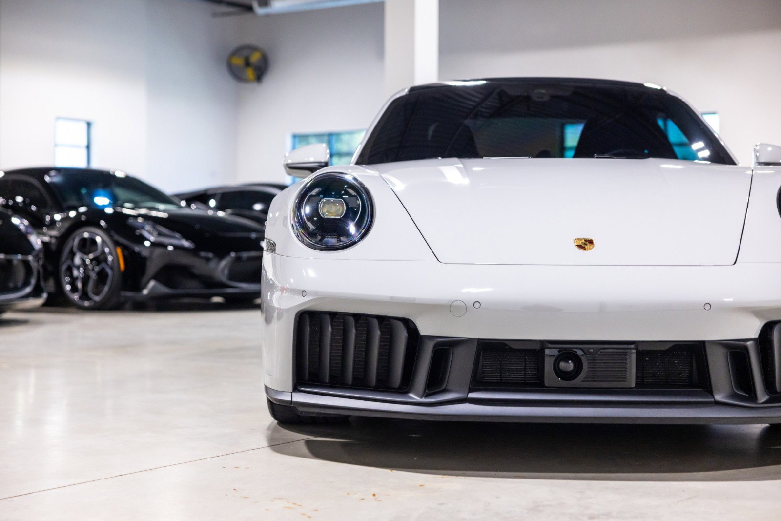 Used 2025 Porsche 911 Carrera 4 GTS AWD/4WD image 21