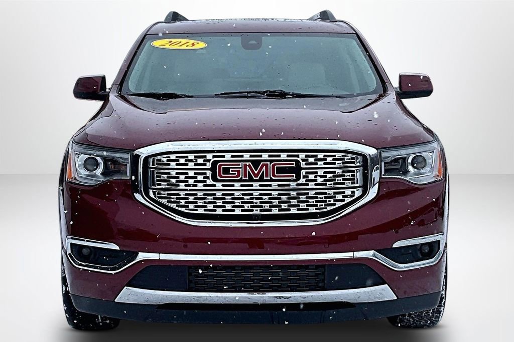 Used 2018 GMC Acadia Denali w/ Technology Package AWD/4WD image 2