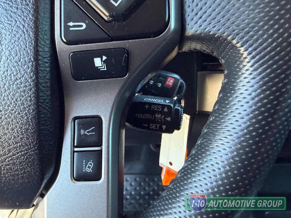 Used 2021 Toyota Tacoma SR5 RWD image 36