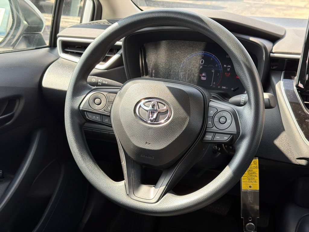 Used 2026 Toyota Corolla LE FWD image 28