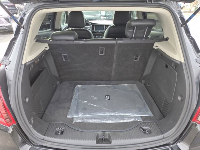 Used 2021 Buick Encore Preferred w/ Safety Package II image 19