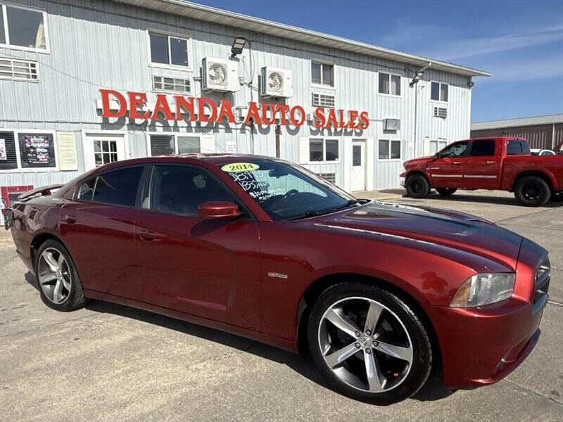 Used 2014 Dodge Charger SXT RWD image 10