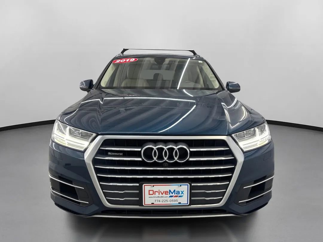Used 2019 Audi Q7 3.0T Premium Plus image 2
