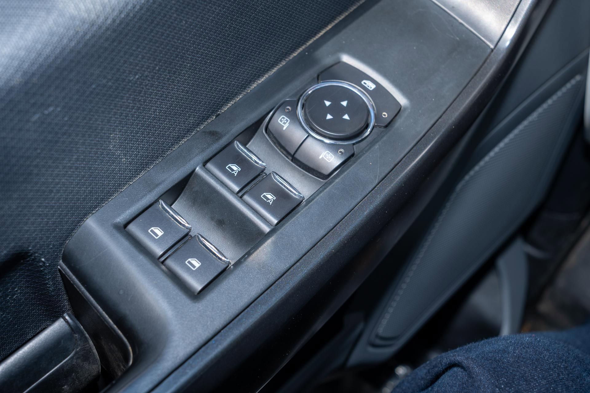 Used 2022 Ford F150 Lightning Pro image 23