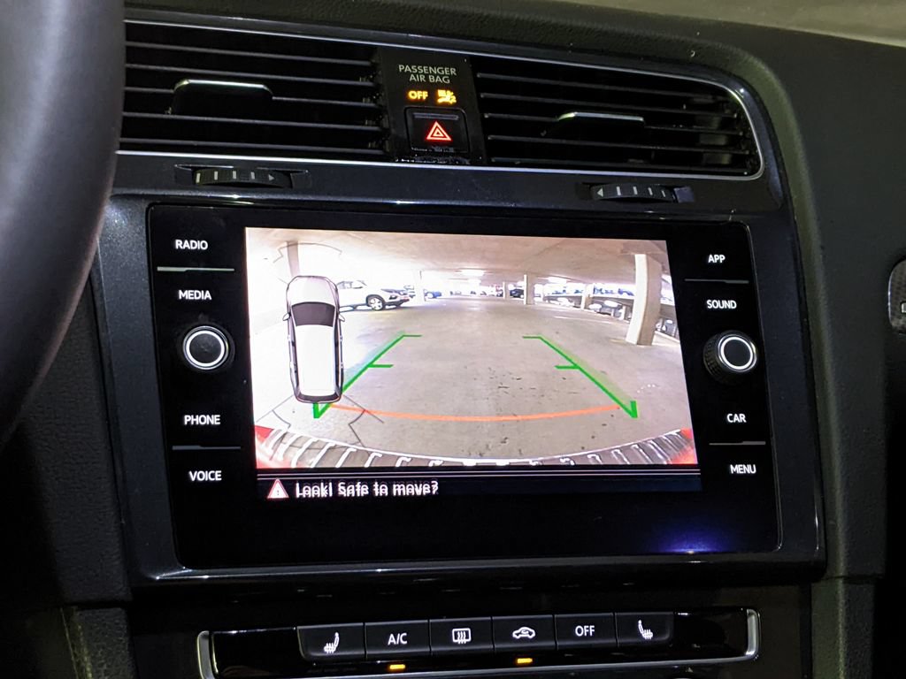 Used 2019 Volkswagen Golf Alltrack SE AWD/4WD image 17