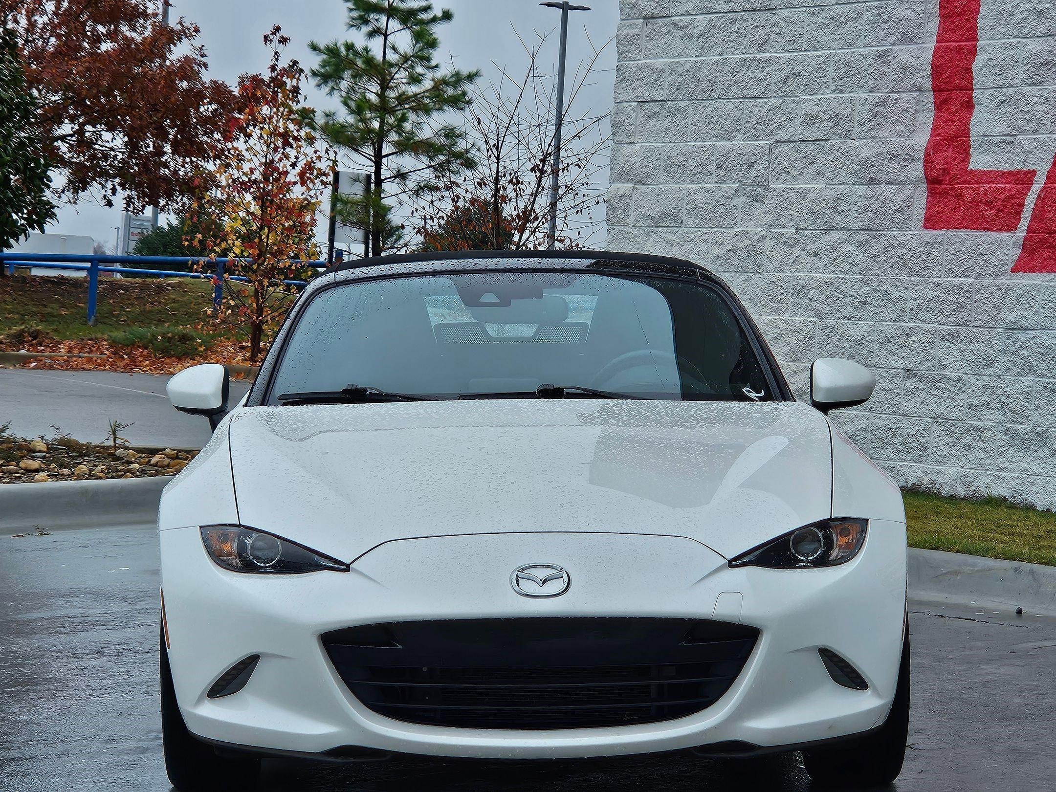 Used 2023 MAZDA MX-5 Miata Grand Touring image 2