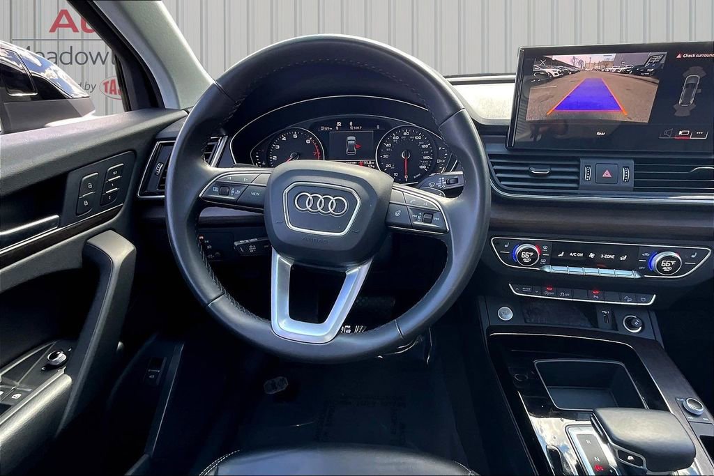 Used 2023 Audi Q5 2.0T Premium w/ Convenience Package image 8