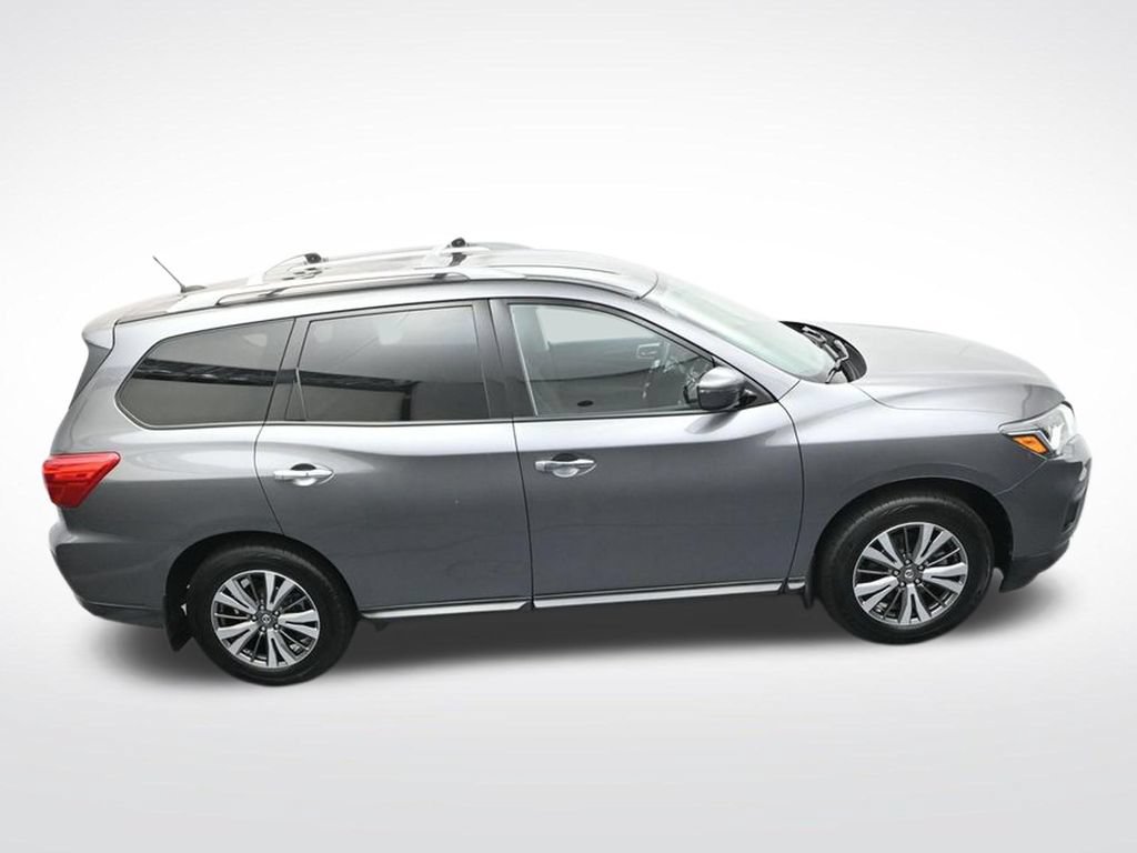 Used 2018 Nissan Pathfinder S FWD image 32