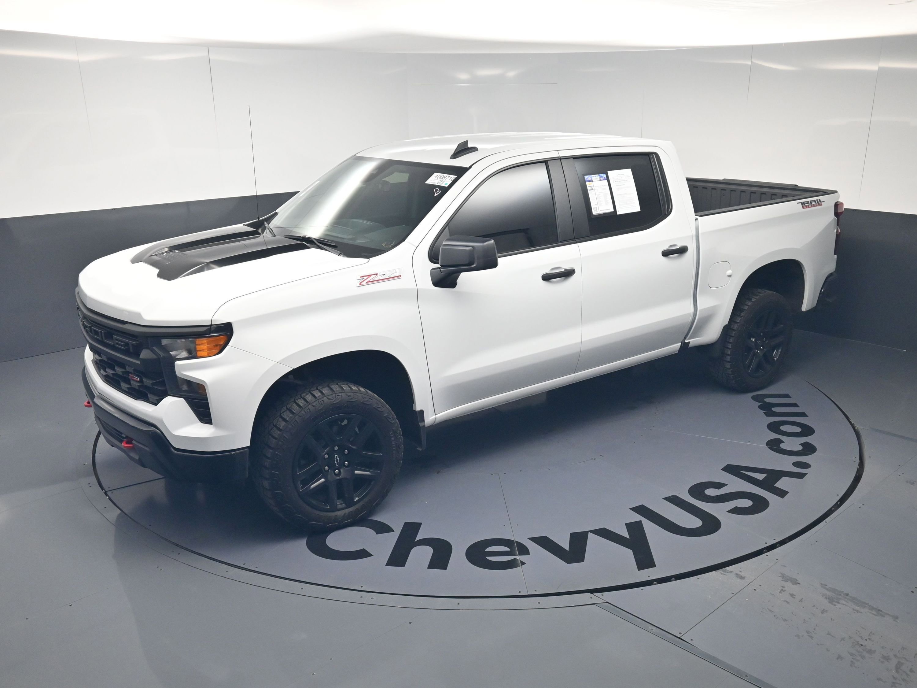 Used 2024 Chevrolet Silverado 1500 Custom Trail Boss w/ LPO, Dark Essentials Package image 45