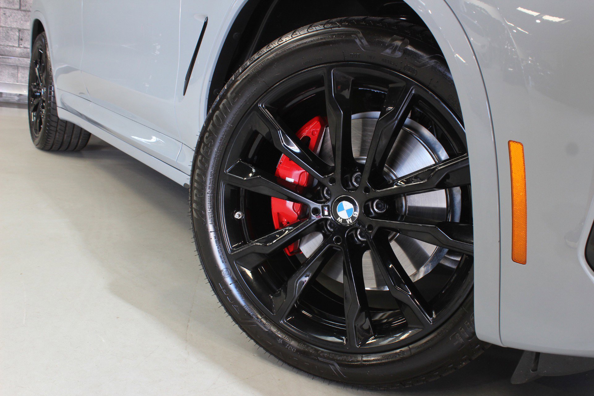Used 2024 BMW X3 M40i w/ Premium Package image 17
