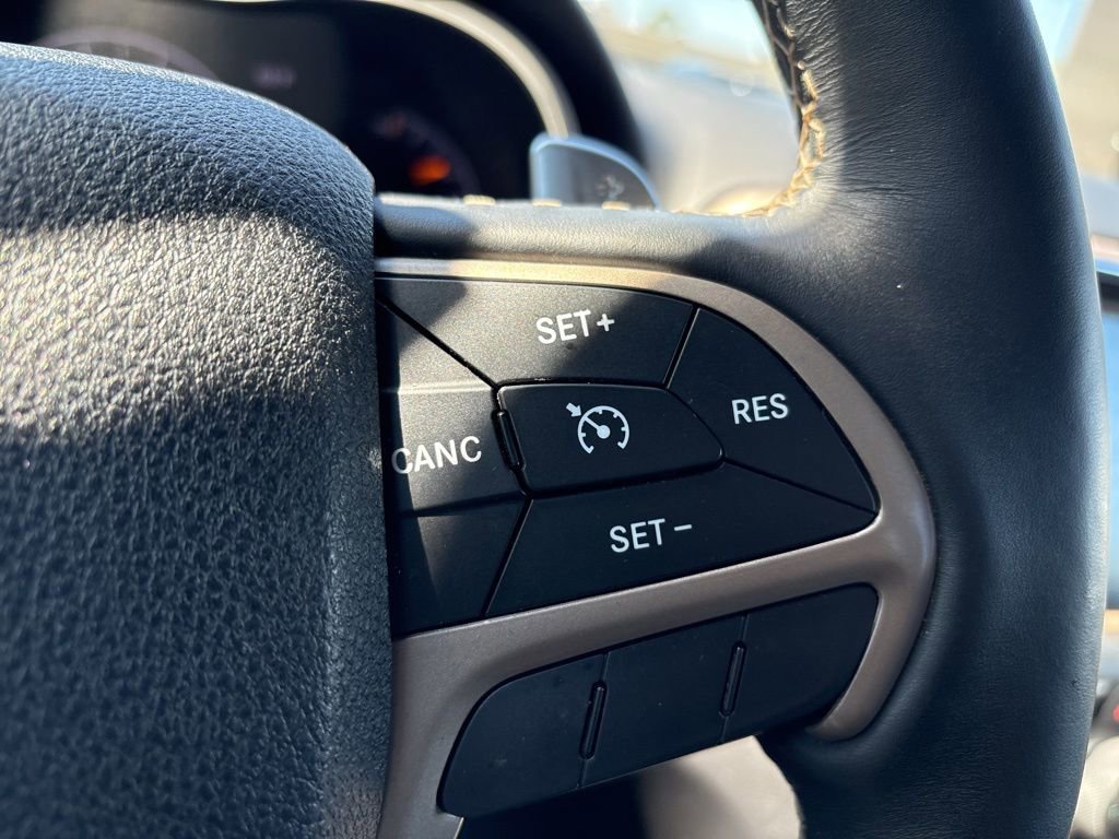 Used 2017 Jeep Grand Cherokee Limited w/ Trailer Tow Group IV image 19