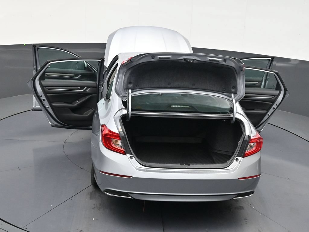 Used 2022 Honda Accord LX image 32
