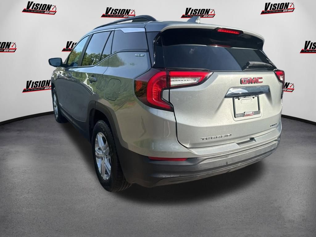Used 2023 GMC Terrain SLE w/ Driver Convenience Package AWD/4WD image 7
