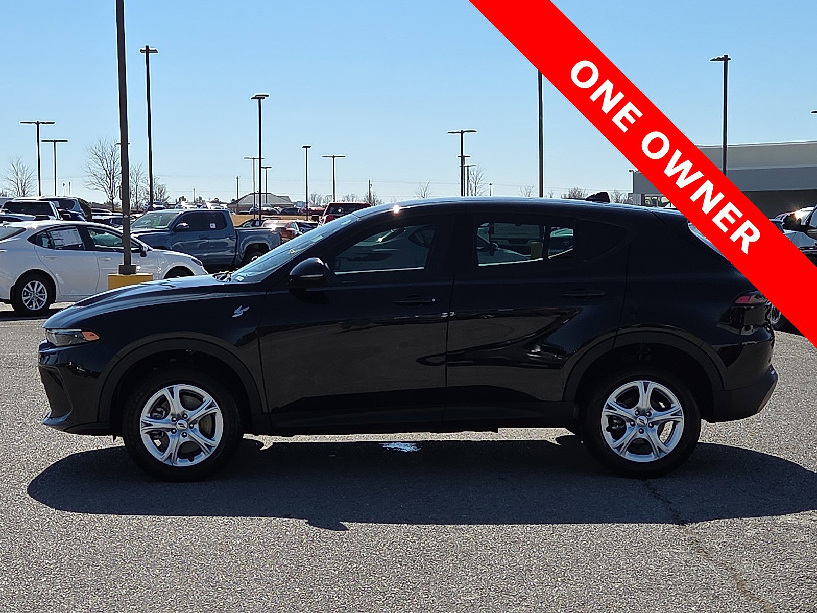 Used 2024 Dodge Hornet GT image 3