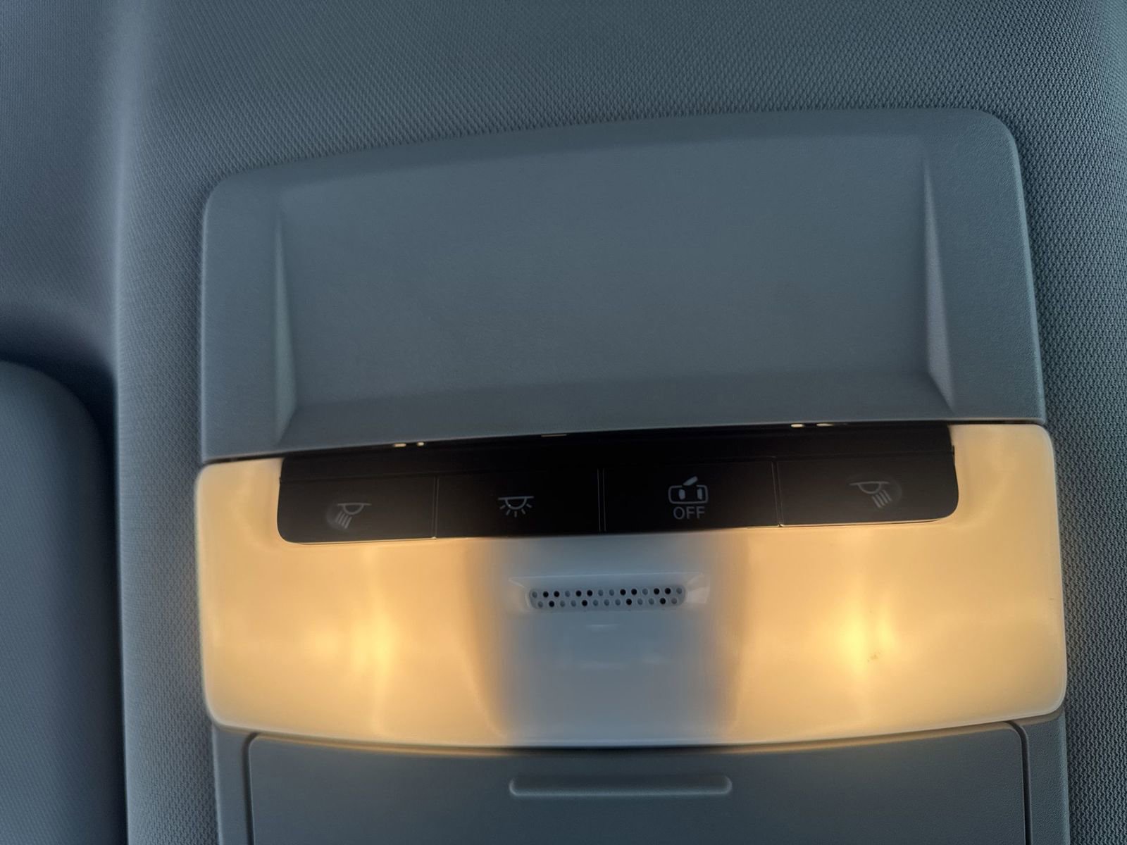 Used 2024 Nissan Rogue S image 17