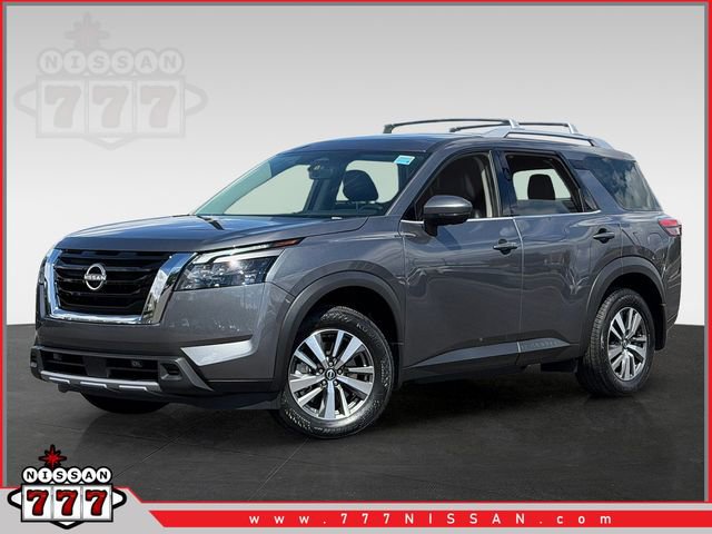 Certified 2025 Nissan Pathfinder SL FWD image 1