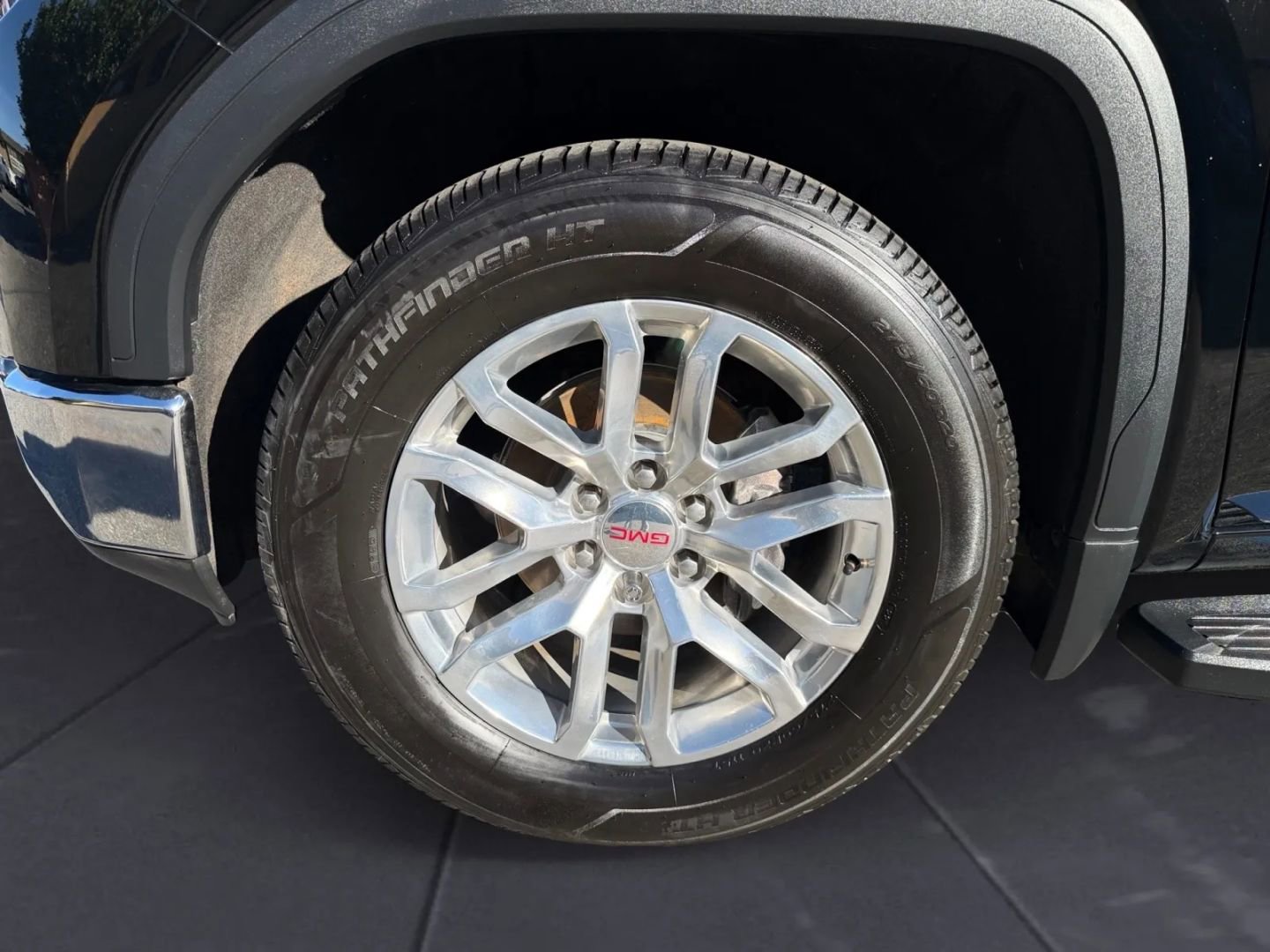 Used 2019 GMC Sierra 1500 SLT image 36