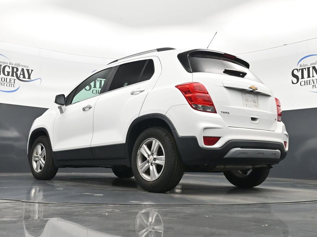 Used 2020 Chevrolet Trax LT w/ LT Convenience Package FWD image 30