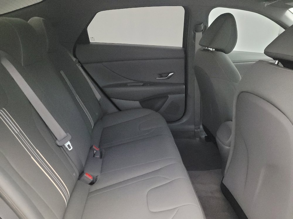 Used 2023 Hyundai Elantra Blue FWD image 19